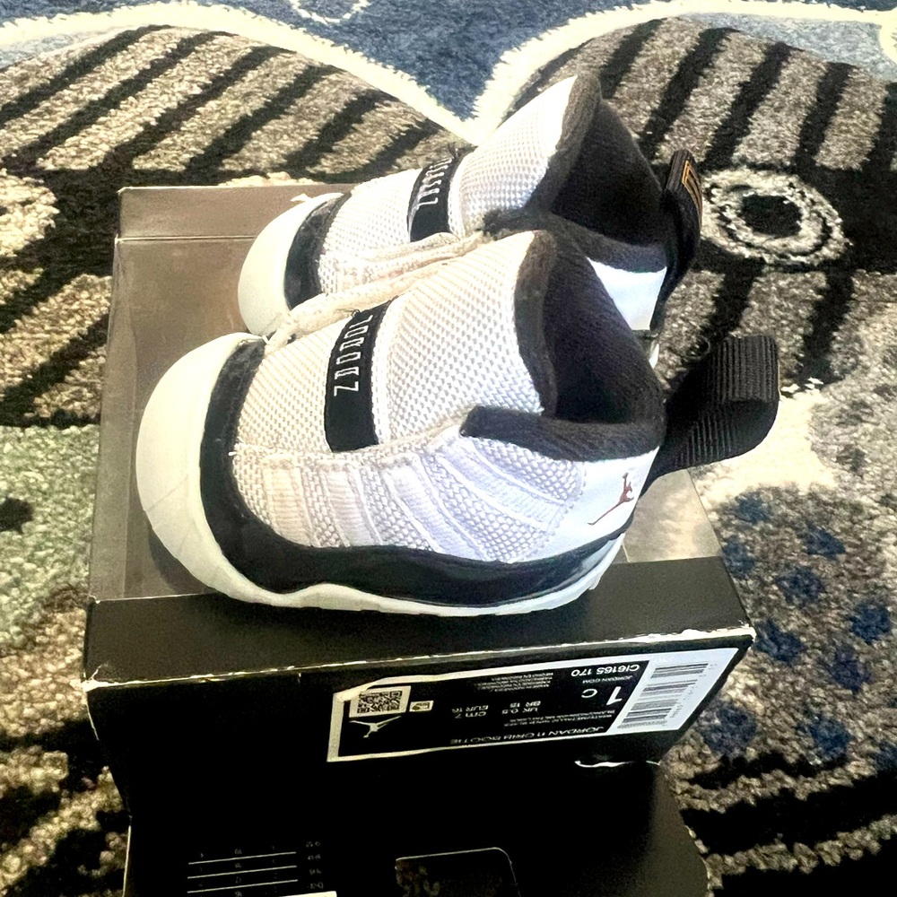 Jordan outfit and sneakers